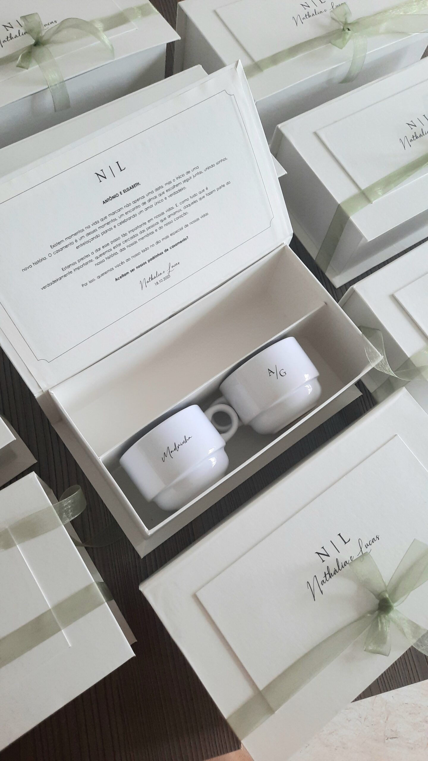 Caixa Personalizada com Divisórias e 2 Xicaras - Imagem 3